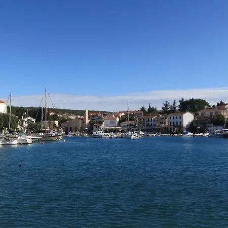 Apartment In Malinska/insel Krk 12995 *